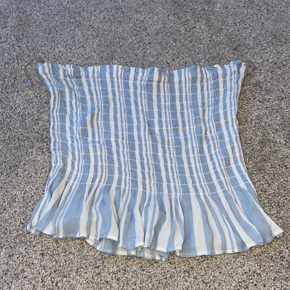 American eagle blue and white strapless top